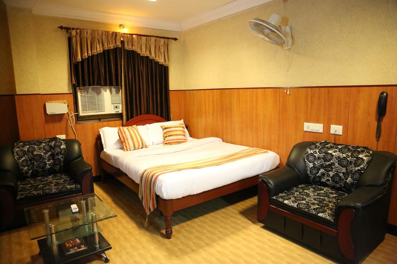 Rmc Travellers Inn チェンナイ エクステリア 写真